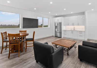 Enjoy a spacious mezzanine lounge, complete with a modern kitchen and amazing views.